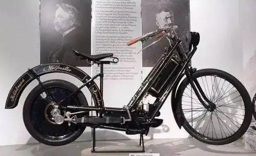 十大天价摩托,你骑过哪个(图21) 奢华摩托车_全球十大奢华摩托_芬里尔摩托