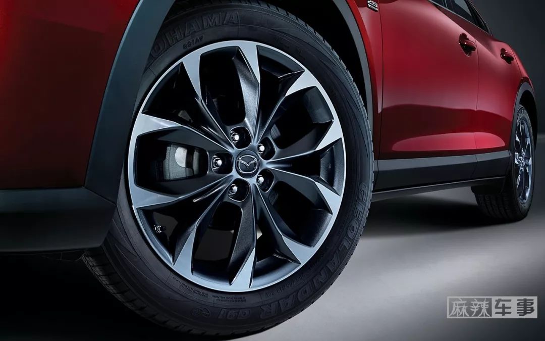 搭载马自达最新智能安全辅助系统,CX-4还要继续当跨界SUV标杆(图2) 一汽马自达CX-4销量增长_马自达cx4能自动锁车吗_马自达CX-4产品特色分析