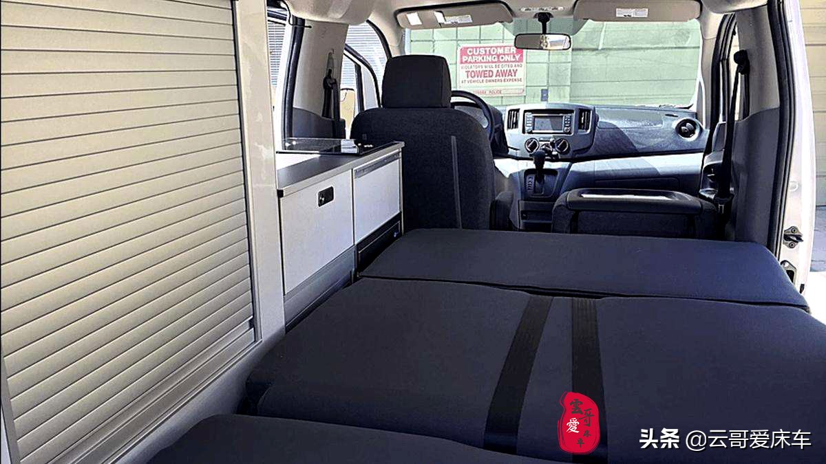 日产NV200最适合改装的国际床车推荐给你(图9) mpv改床车自驾游论坛_日产NV200床车改装_日产NV200房车改装优势
