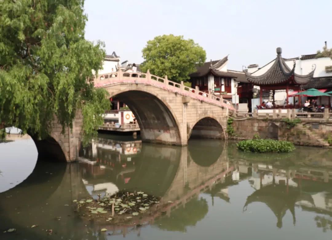 上海古镇小吃攻略_豫园老街小吃_古镇美食推荐