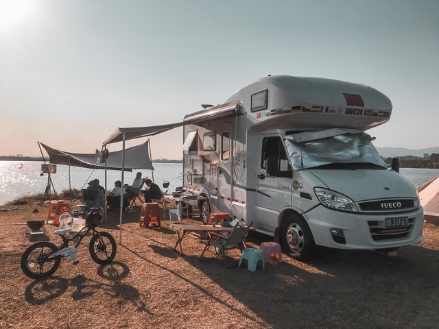 自驾游,选房车还是床车?去了一趟车展让我改变想法了(图8) 天津国展中心车展 房车展示 suv床车mpv床车_mpv改床车自驾游论坛