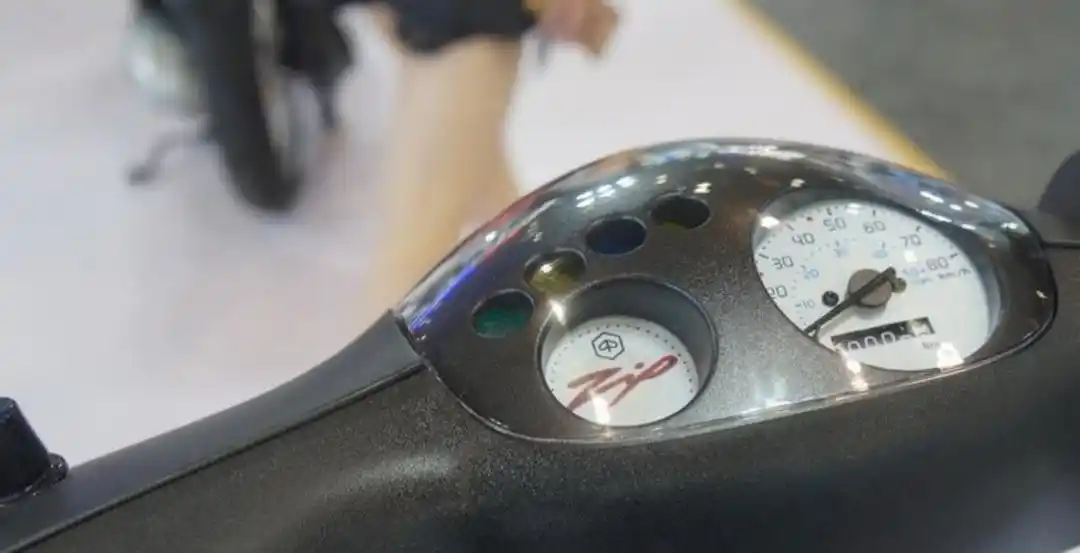 50cc小排量踏板车_小排量摩托_ZIP50宗申比亚乔