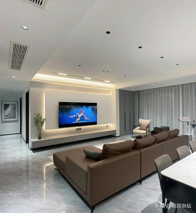 “红极一时”的地暖为何“跌下神坛”？看完4个缺点，就不奇怪了