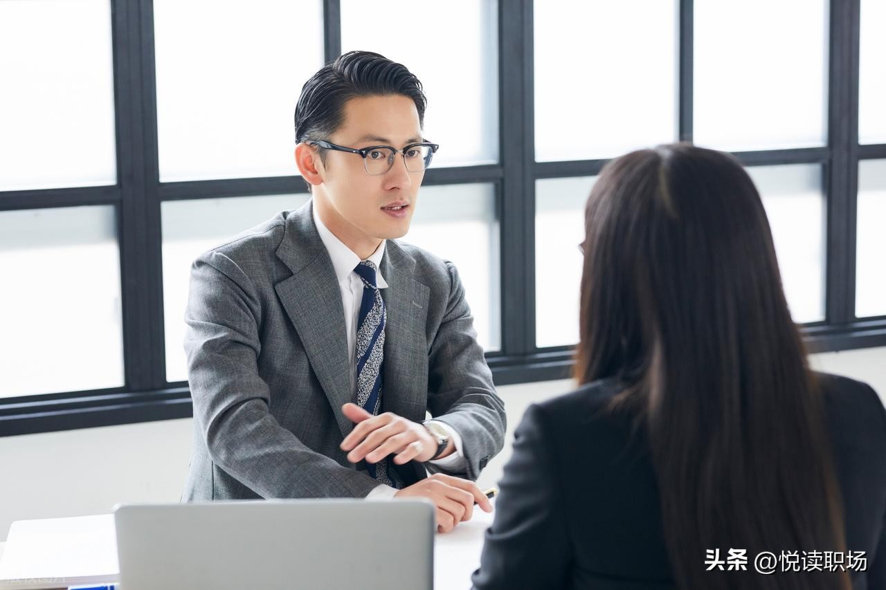 如何判断一个人是否有领导力_麦克斯韦尔 领导力法则_领导力核心维度