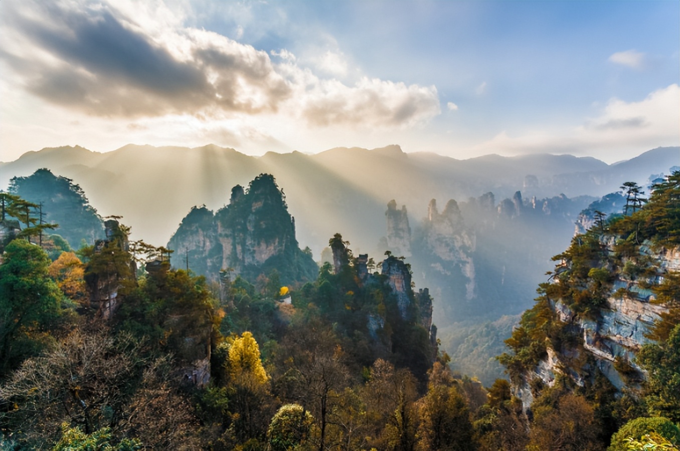 旅游花费金钱压力_旅游过程中的身体疲惫_一个人的旅行是辛酸的