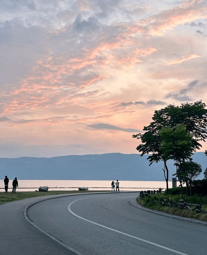 丽江正宗美食_云南美食之旅_云南旅游攻略