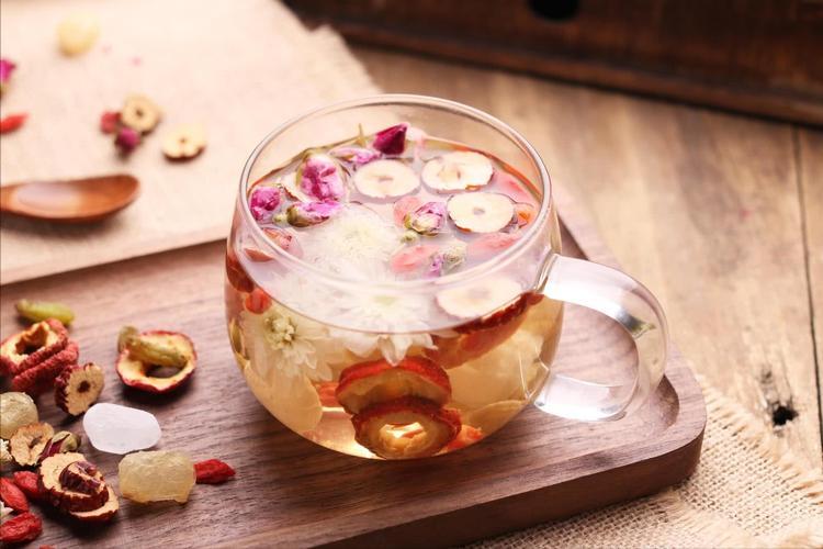 绿茶护肝功效_中年人护肝绿茶_吃烧烤后喝茶好吗