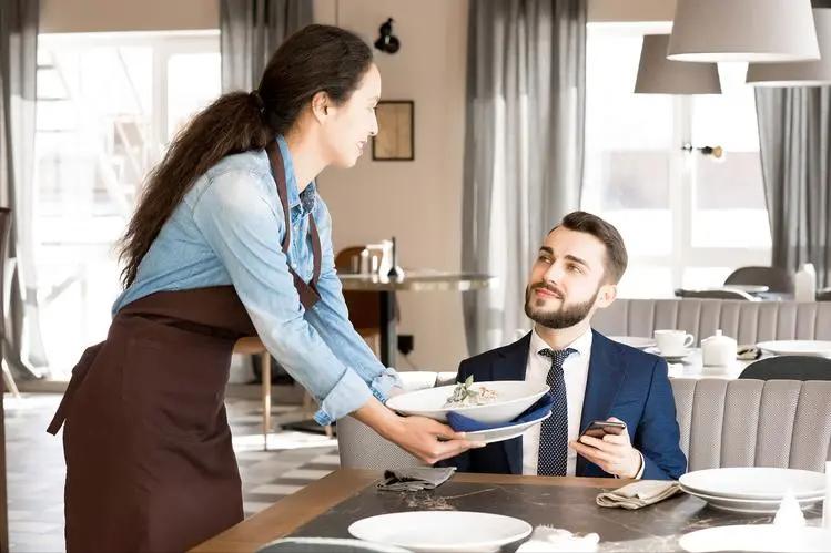 绿茶护肝功效_吃烧烤后喝茶好吗_中年人护肝绿茶