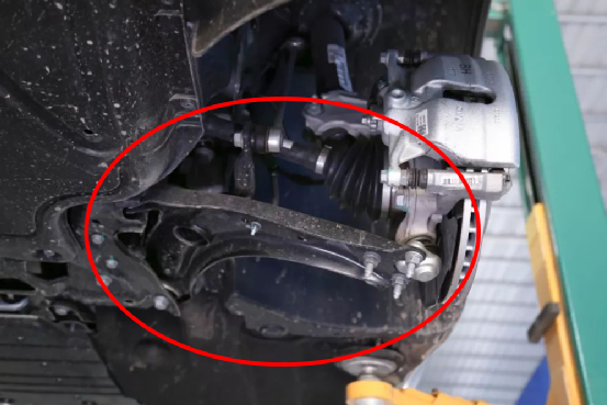 双叉臂>麦弗逊?多连杆>扭力梁?汽车悬挂鄙视链真的靠谱吗(图3) 扭力梁悬挂优缺点_汽车悬挂与避震_汽车悬挂形式选择