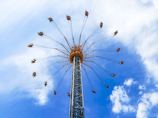 天津欢乐谷旅游自驾游_重庆欢乐谷室外项目受气候影响_天津欢乐谷全季运营室内场馆