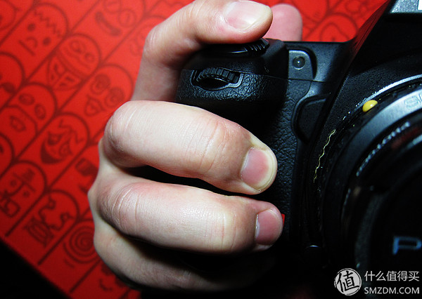 宾得和佳能单反哪个好_Pentax K-5相机特点_Pentax K-5相机评测