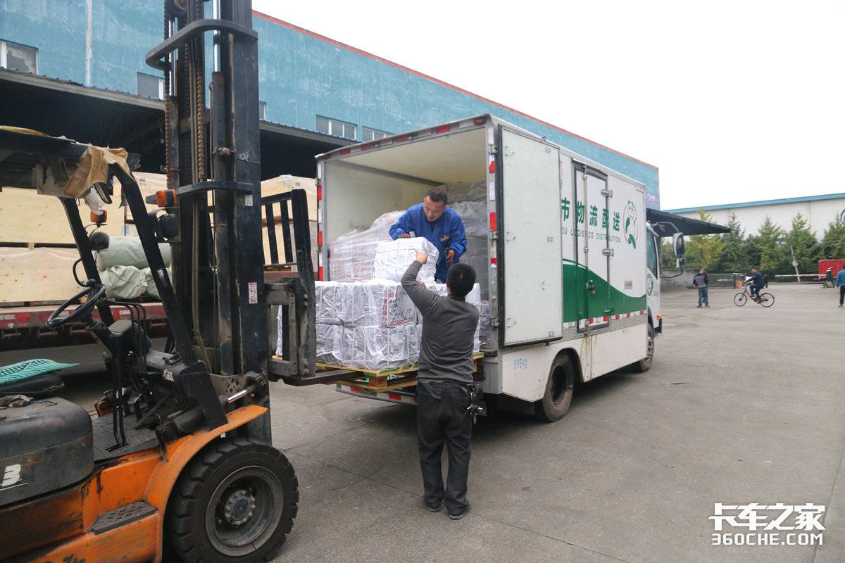 运营成本相差这么大？ 电车占绝对优势