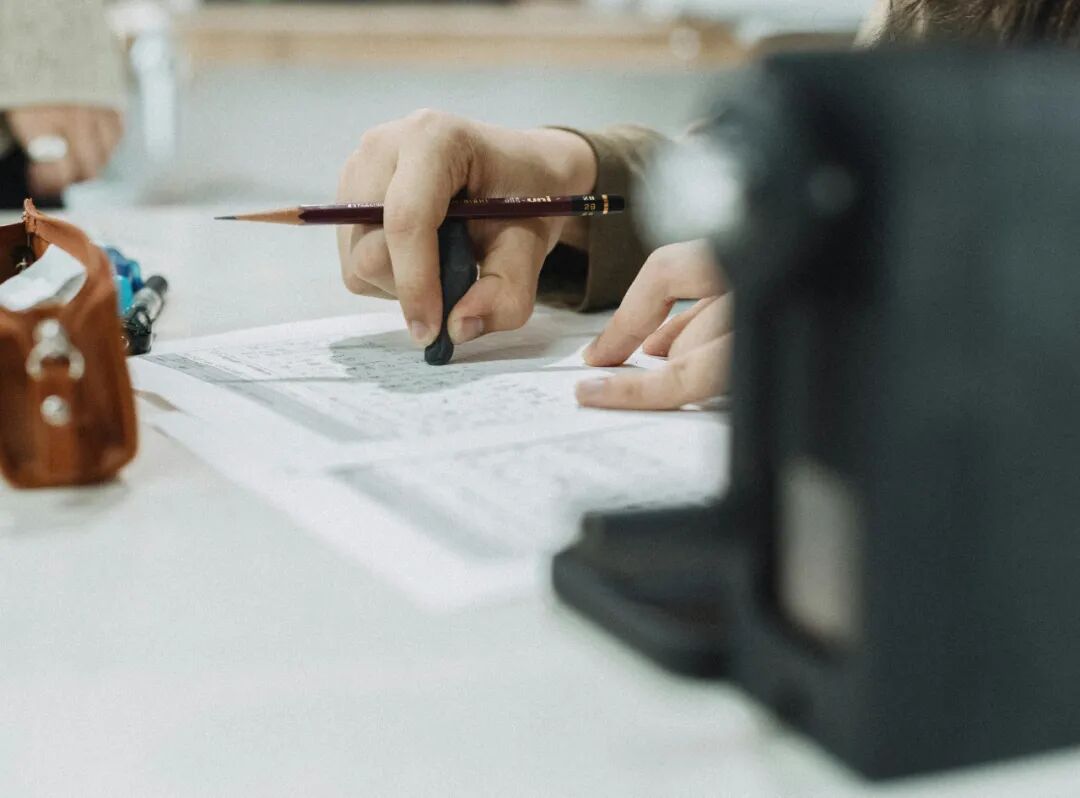 留学杀猪盘,80万上名校(图6) 澳门大学研究生费用_香港假学历案件_澳门城市大学虚假宣传中介名单