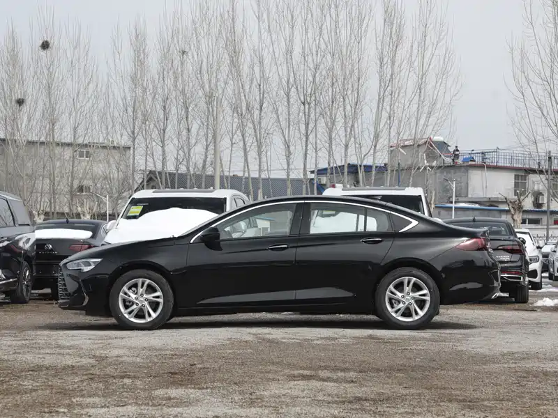 烟台地区君威降价信息!优惠5.29万,不容错过(图2) 烟台地区君威降价信息!优惠5.29万,不容错过