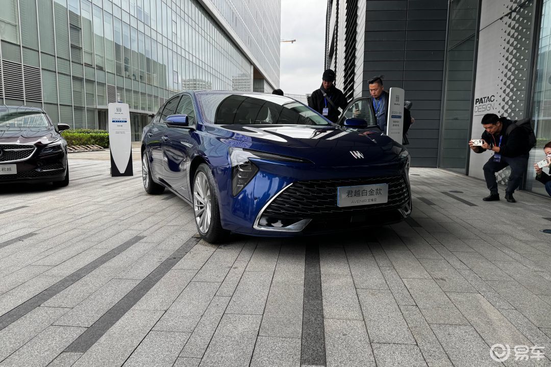 别克君越2025白金款上市 限时一口价15.99万起售(图3) 别克君越2025配置升级_君威2025款报价_别克君越2025白金款