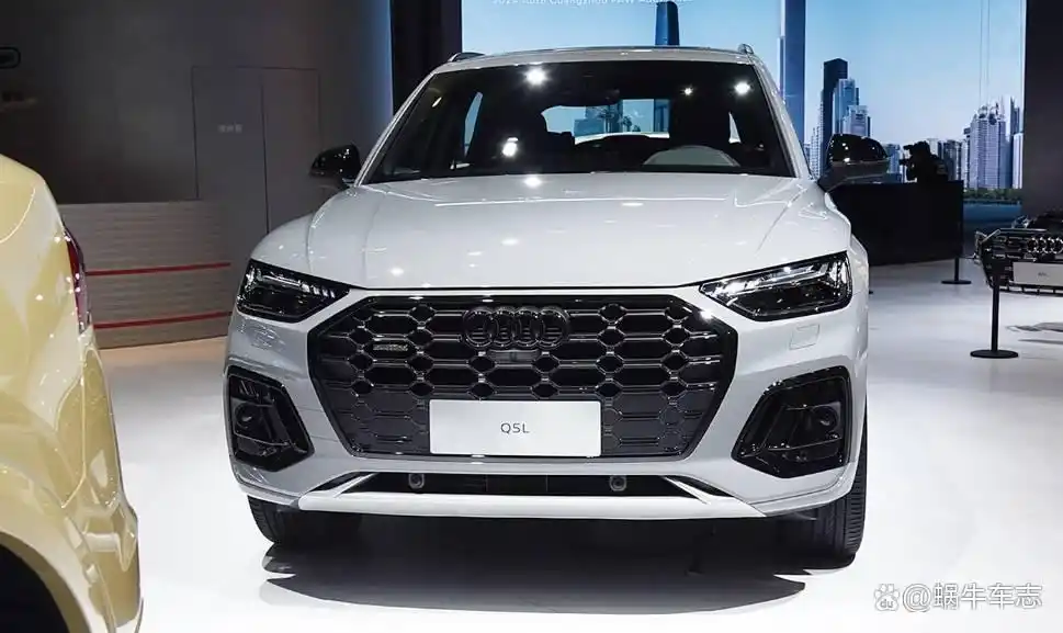 新一代奥迪Q5L将亮相上海车展,现款一口价23.88万?该等还是抄底(图11) 奥迪Q5L降价一口价23.88万_新一代奥迪Q5L上海车展亮相_q5奥迪报价2025款