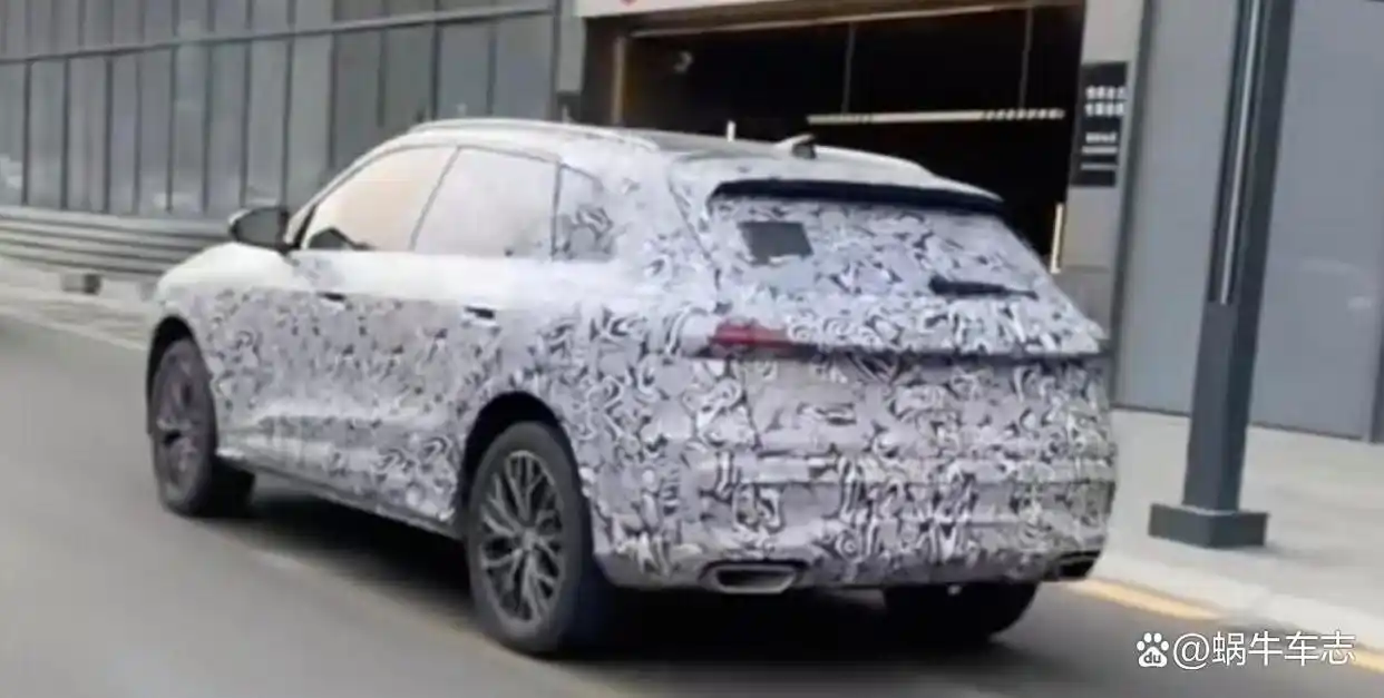 新一代奥迪Q5L将亮相上海车展,现款一口价23.88万?该等还是抄底(图3) q5奥迪报价2025款_奥迪Q5L降价一口价23.88万_新一代奥迪Q5L上海车展亮相