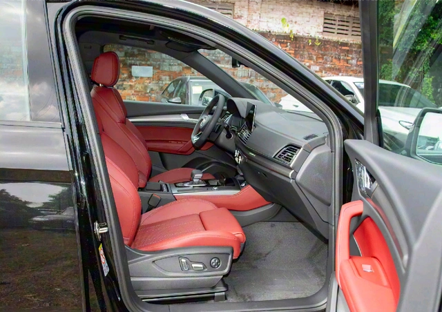 皆碑:降价12万的奥迪Q5L,是真香还是老古董?(图8) 奥迪Q5L降价12万_25万购BBA中级SUV_q5奥迪报价2025款