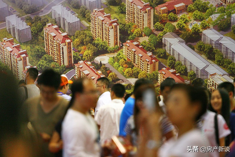 房价下跌时间表:一线2万,二线8000,三四线2000元,会实现吗?(图4) 2021年房价走势分析_2022年房价预测趋势_房地产售价