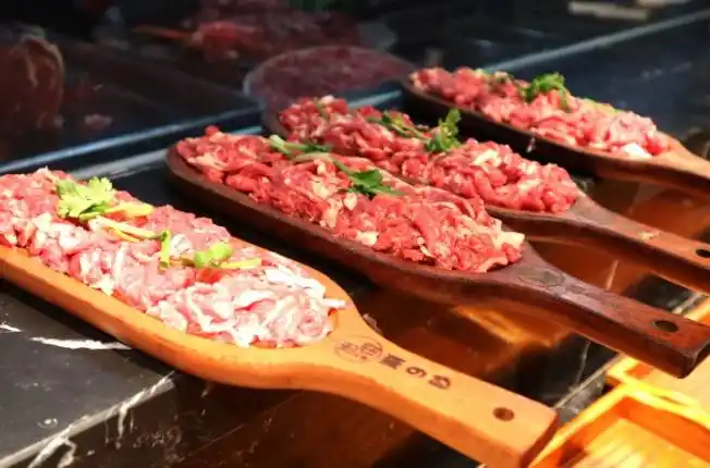 贵阳“三锅演义”!非遗美食煮沸筑城烟火气(图4) 贵州非遗美食_贵州特色小吃介绍_贵阳酸汤牛肉