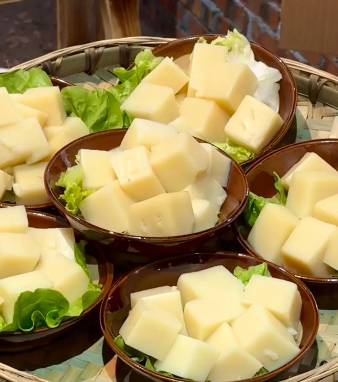 一口惊讶你的贵州美食,给胃来点惊喜!(图12) 酸汤鱼特色菜_贵州美食_贵州特色小吃介绍